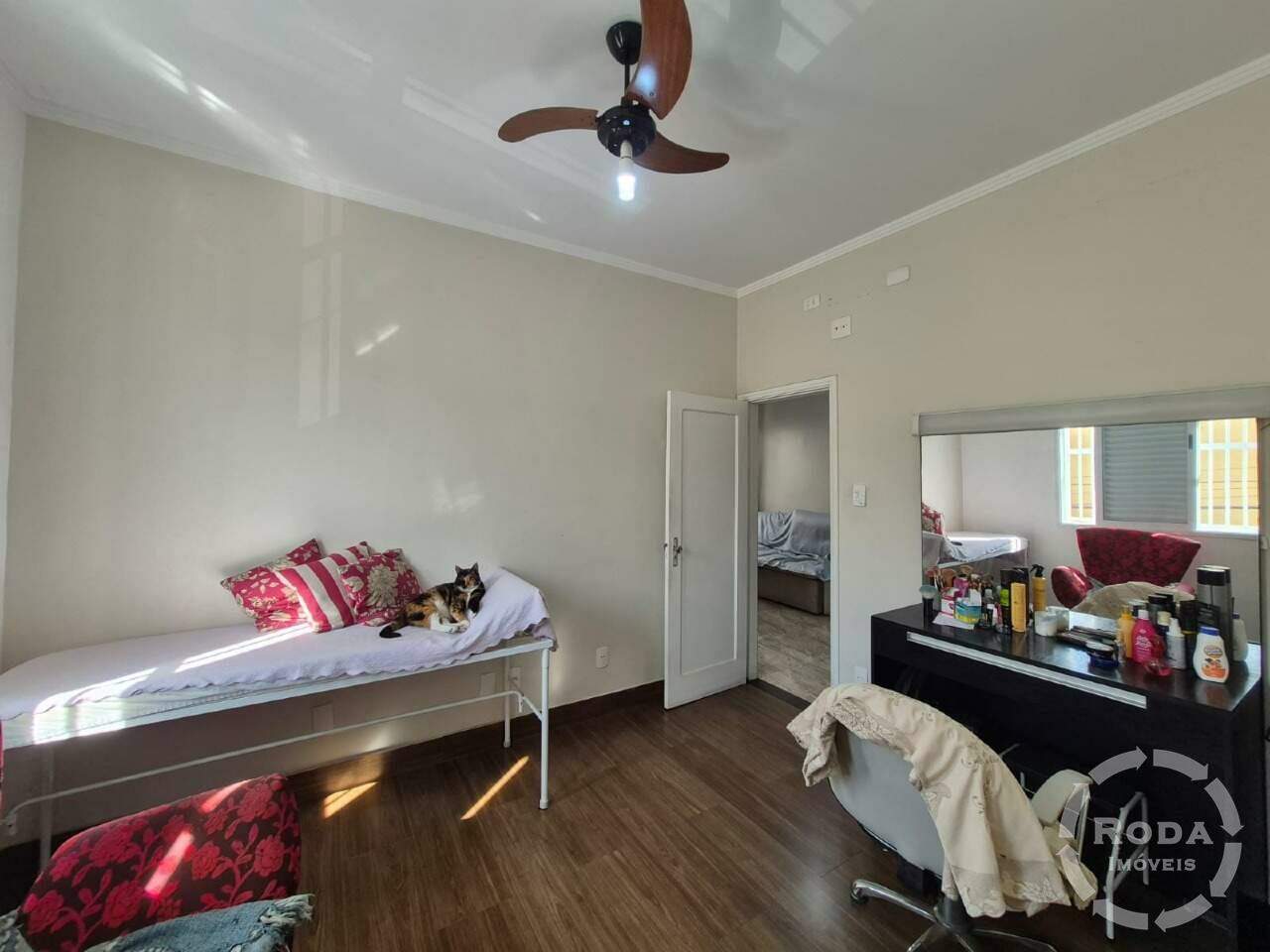 Casa à venda no Macuco: 
