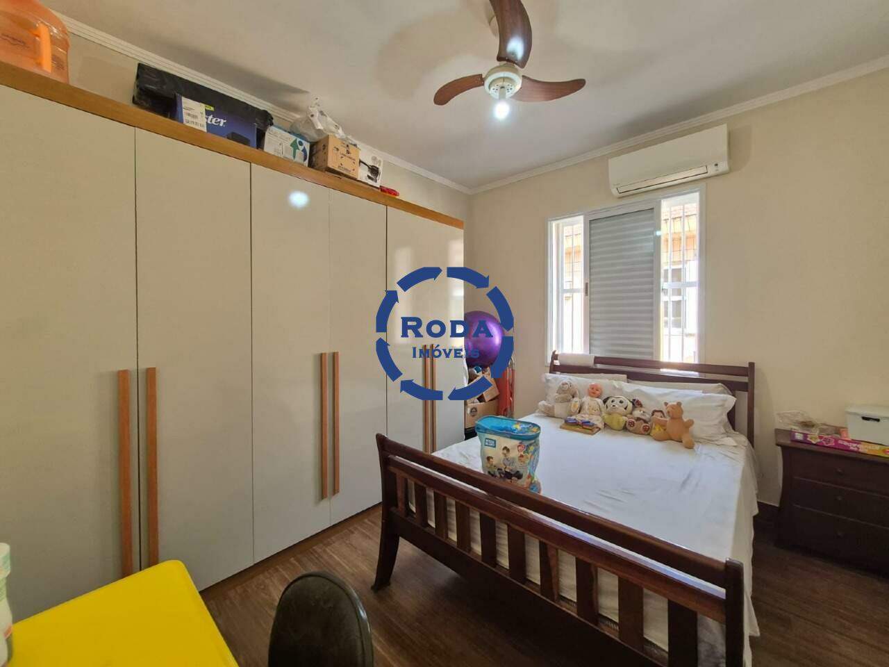 Casa à venda no Macuco: 