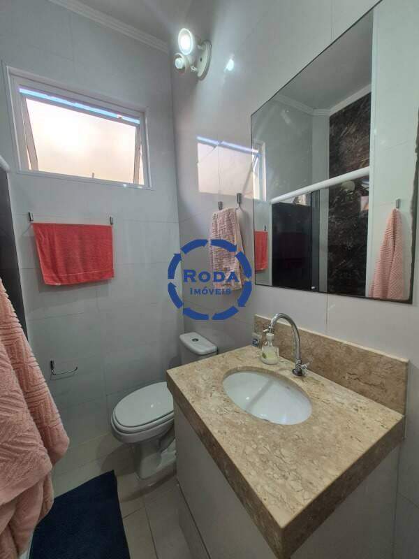 Casa à venda no Macuco: 