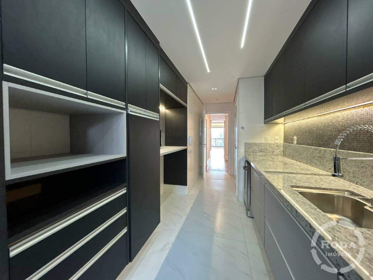 Apartamento para aluguel no Embaré: 