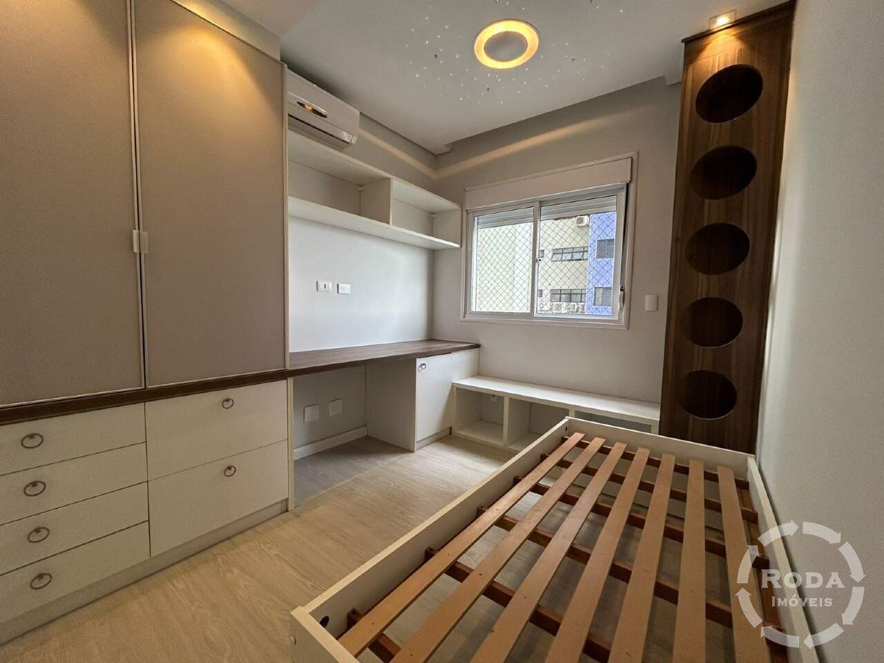 Apartamento para aluguel no Embaré: 