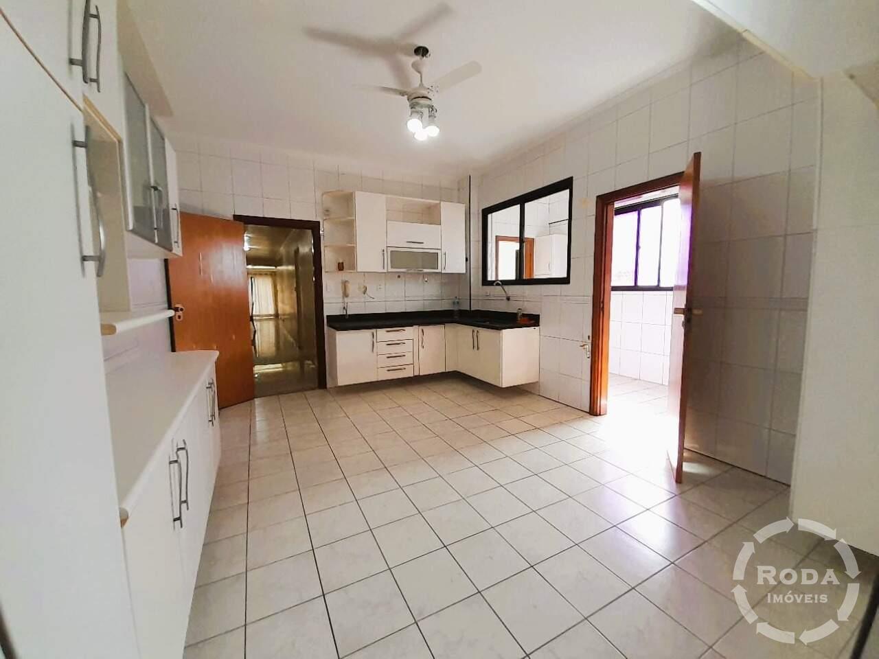 Apartamento à venda no Embaré: 