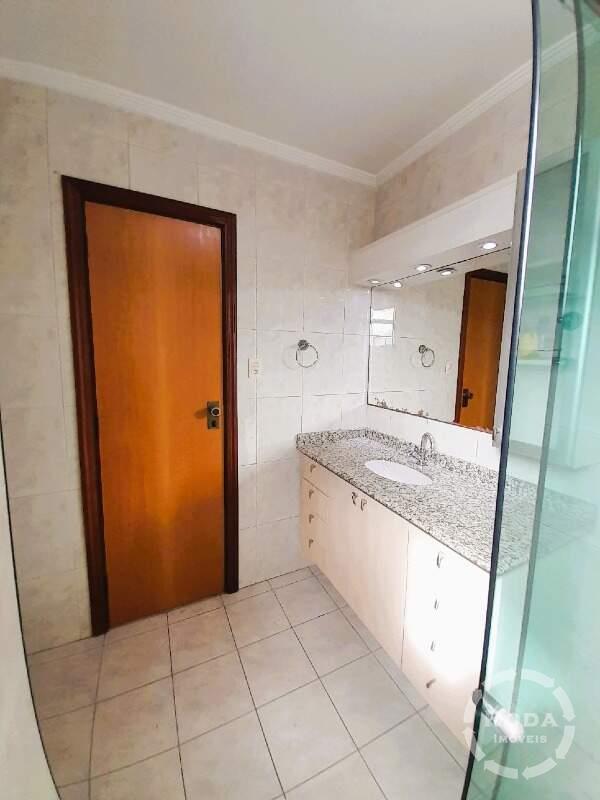 Apartamento à venda no Embaré: 