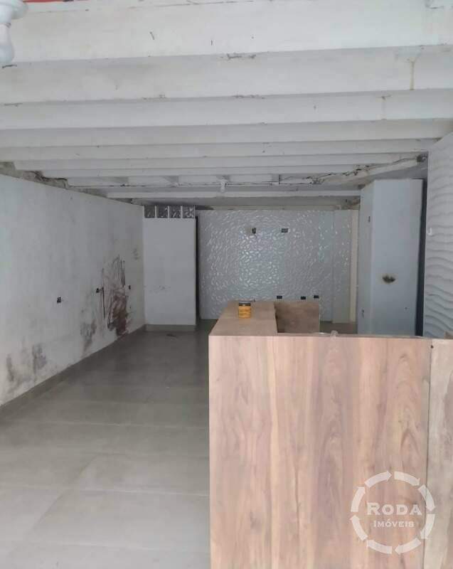 Sobrado para aluguel no Embaré: 