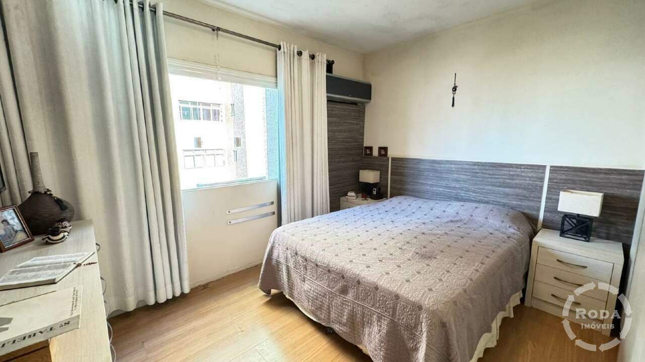 Apartamento à venda no Ponta da Praia: 