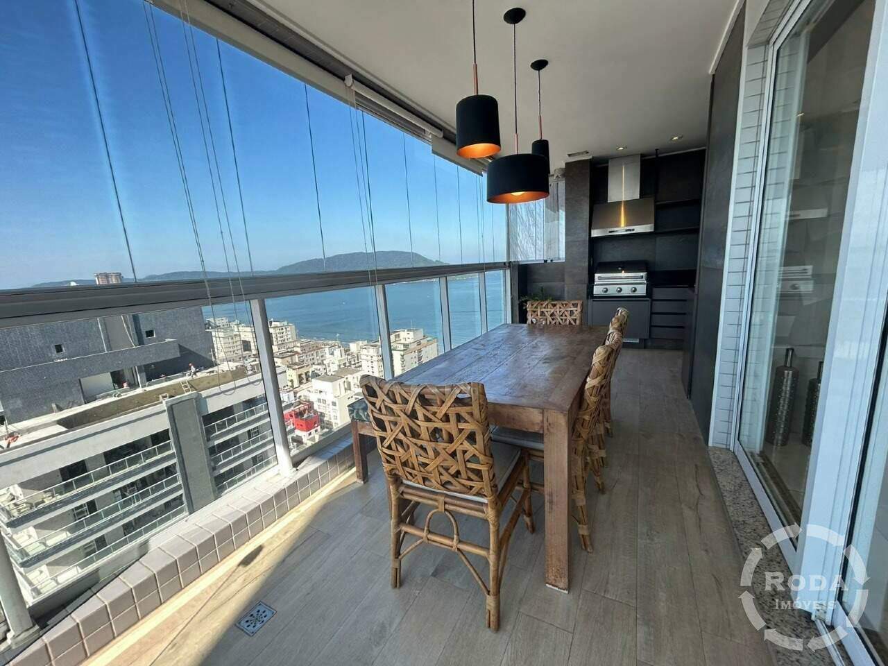 Apartamento Duplex à venda no Embaré: 