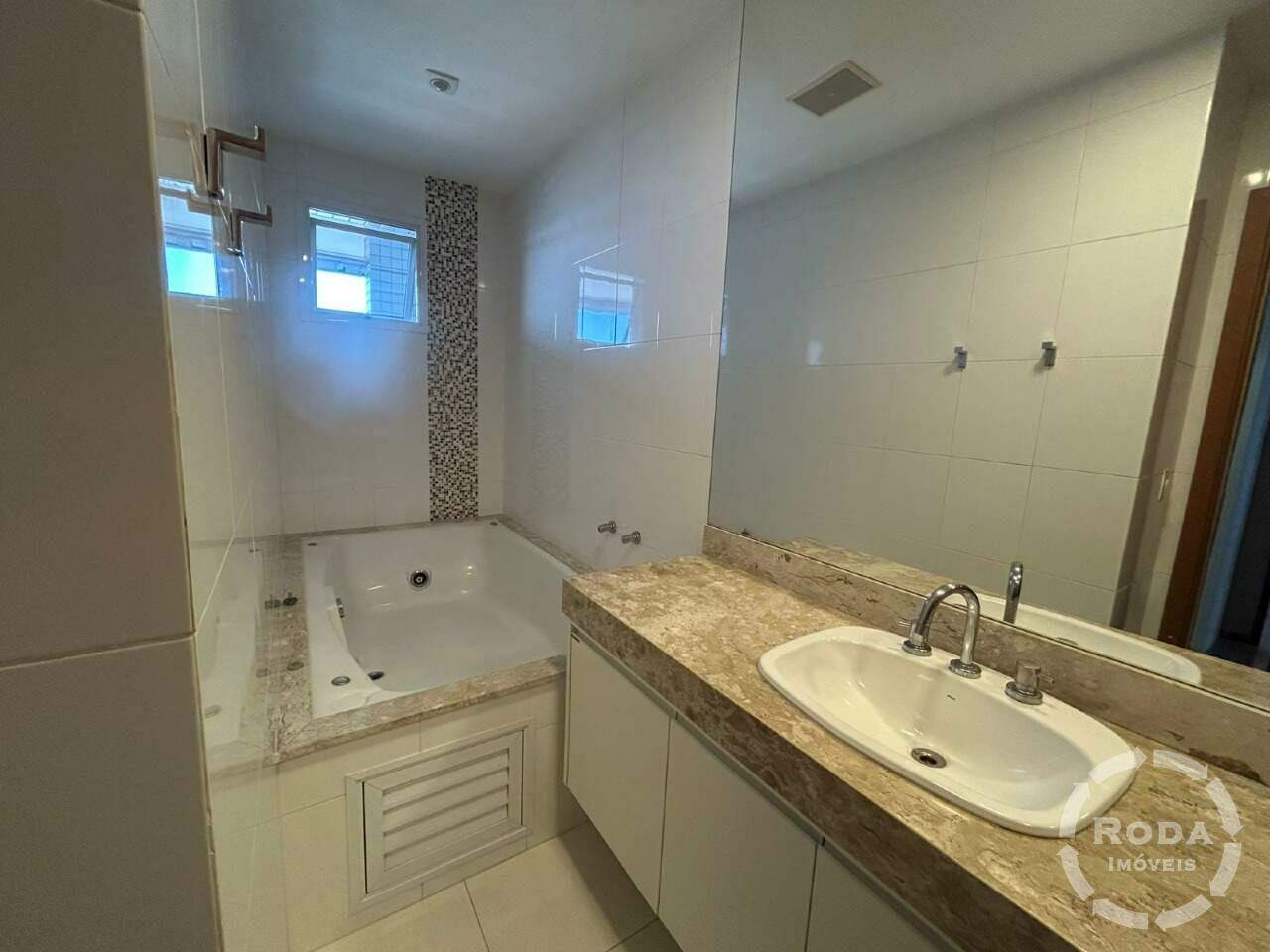 Apartamento Duplex à venda no Embaré: 
