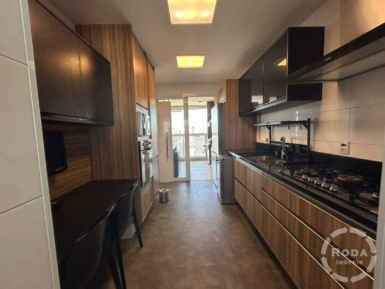 Apartamento Duplex à venda no Embaré: 