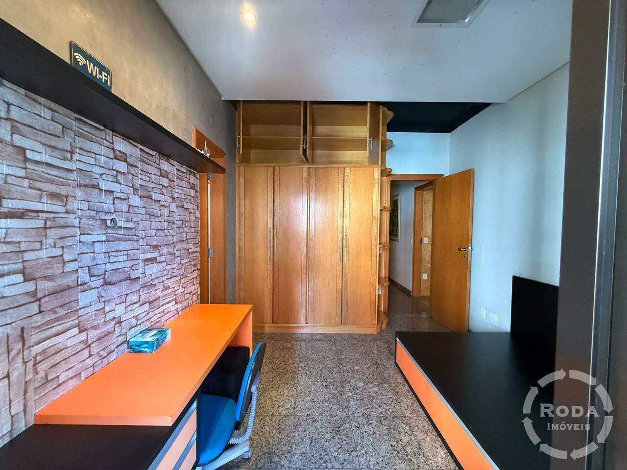 Apartamento à venda no Embaré: 