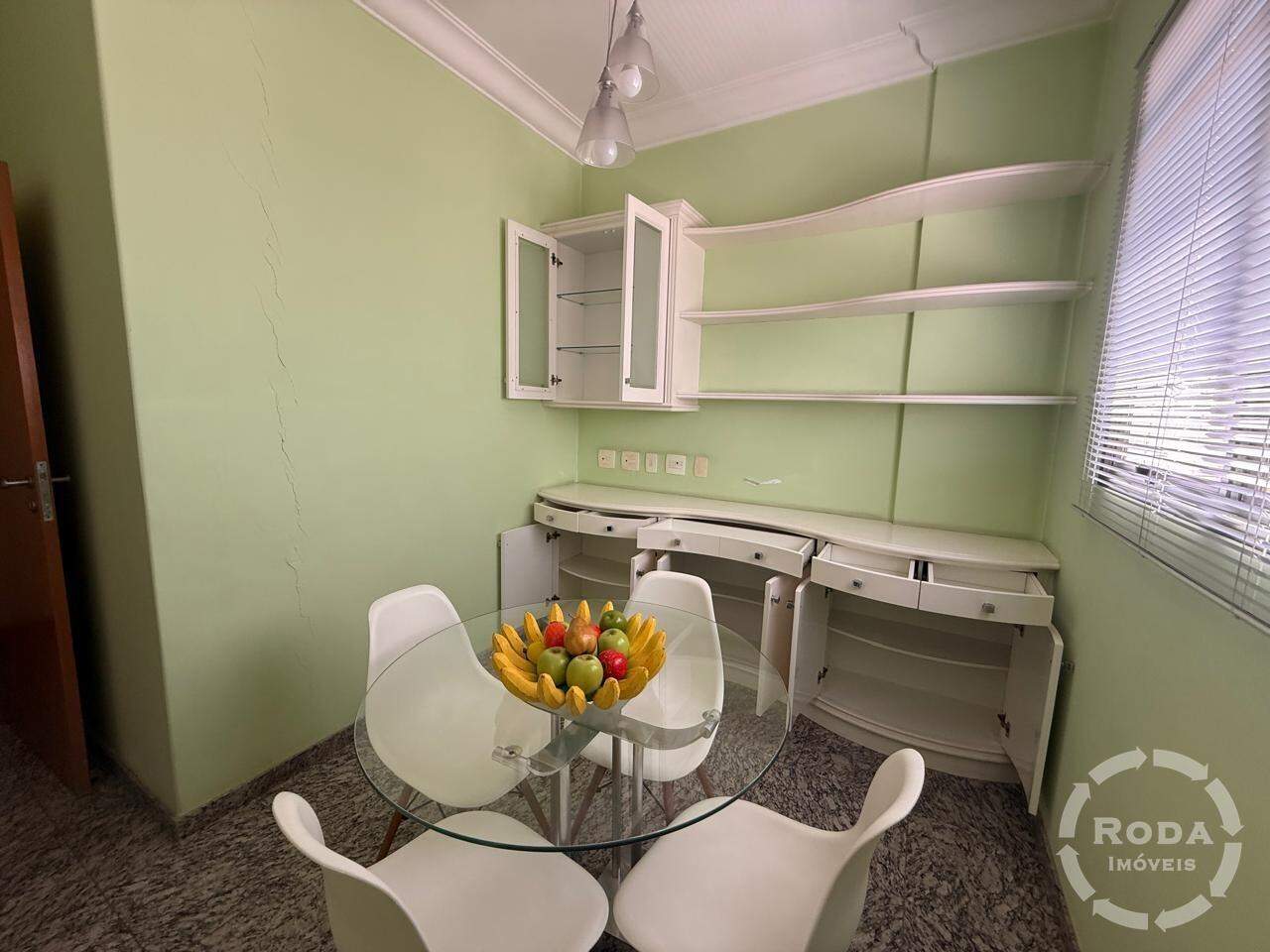 Apartamento à venda no Embaré: 