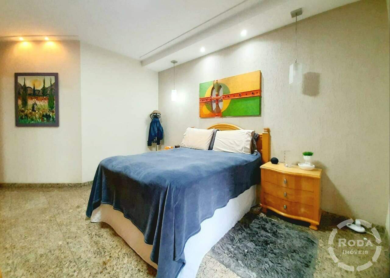 Apartamento à venda no Embaré: suíte master