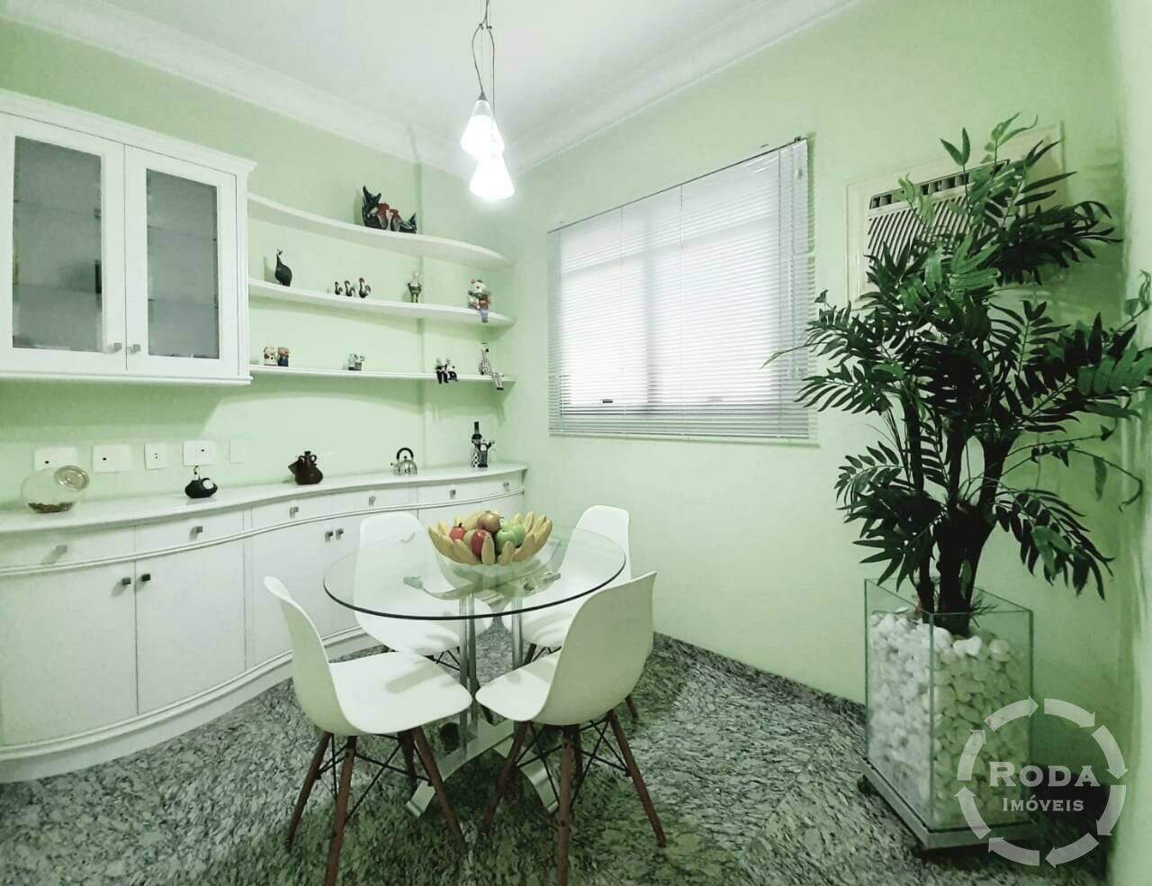 Apartamento à venda no Embaré: 