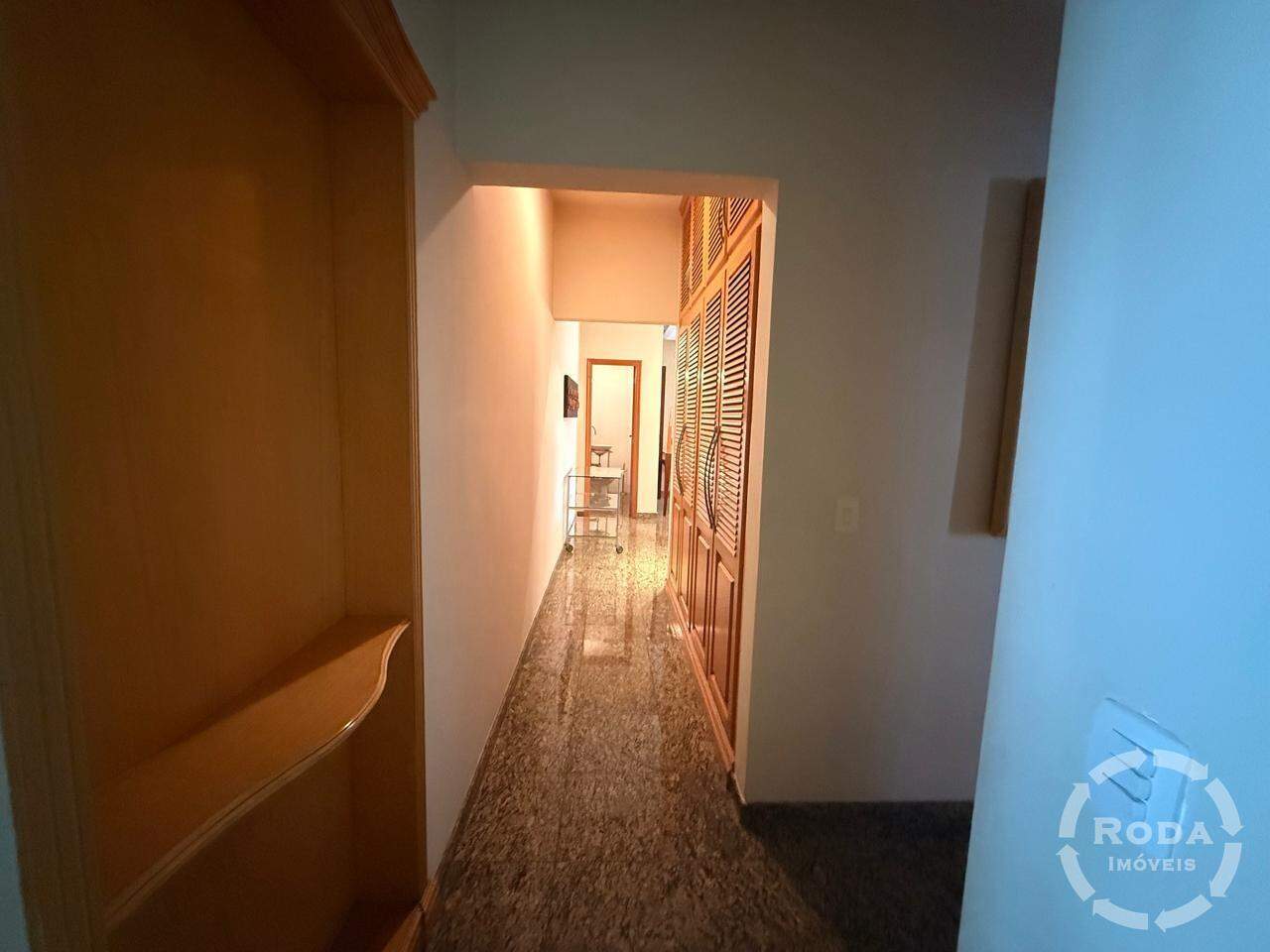 Apartamento à venda no Embaré: 