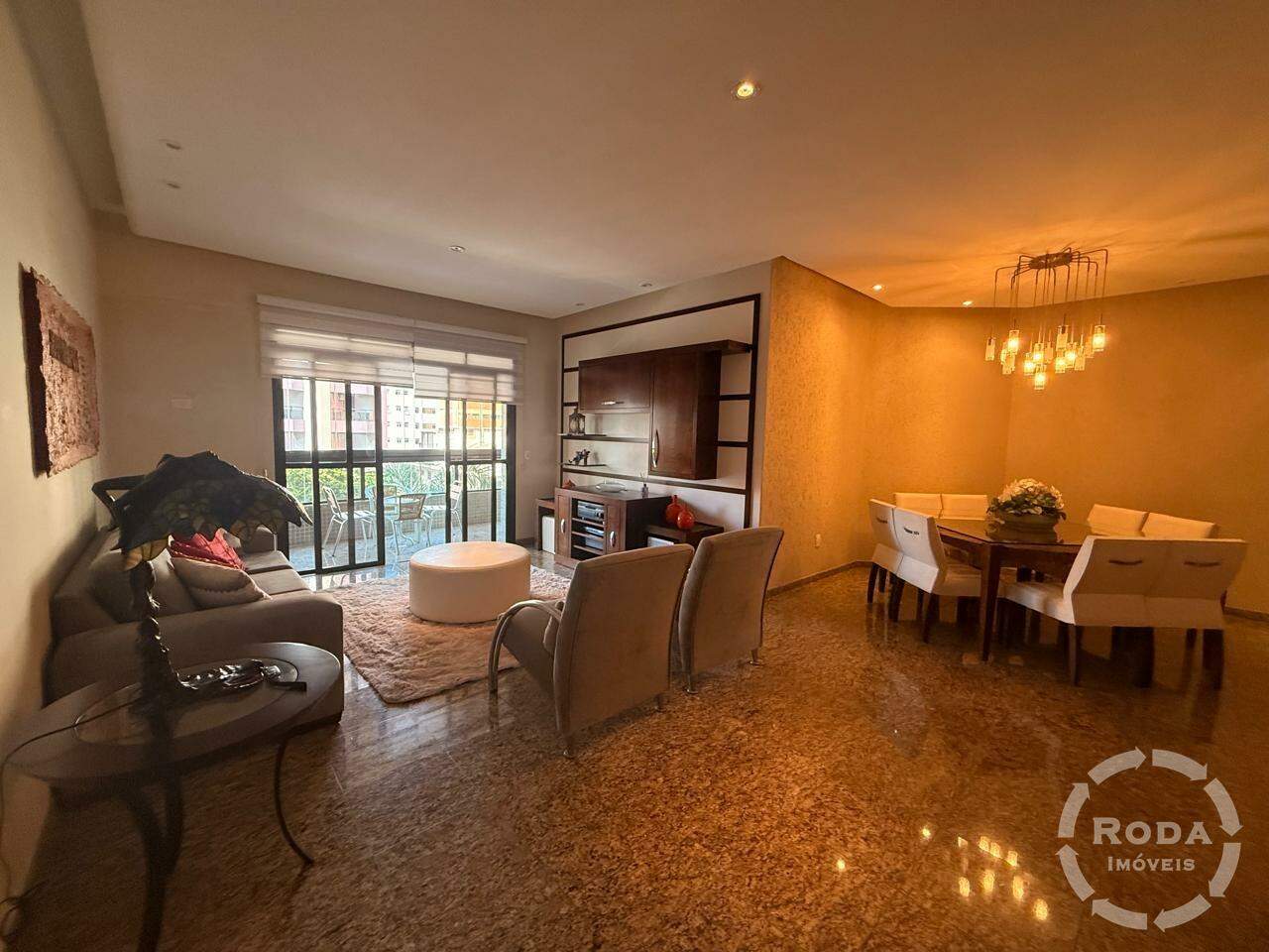 Apartamento à venda no Embaré: 