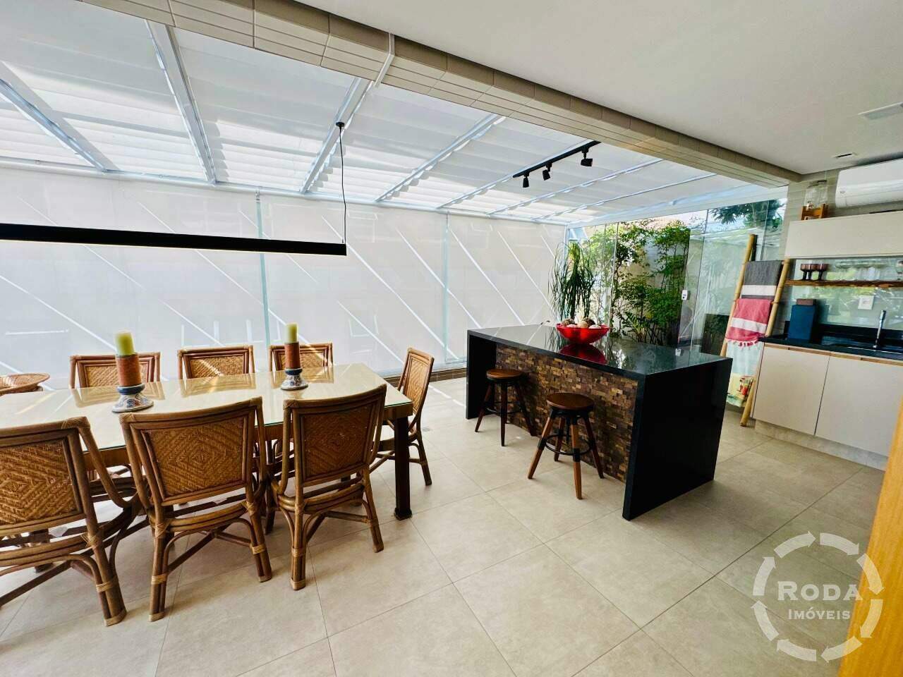 Apartamento Garden à venda no Embaré: 