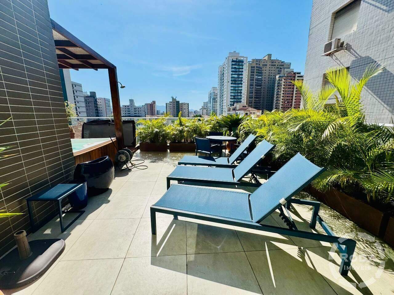 Apartamento Garden à venda no Embaré: 