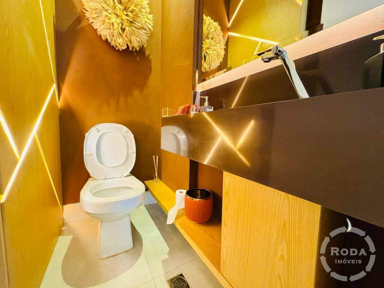 Apartamento Garden à venda no Embaré: 