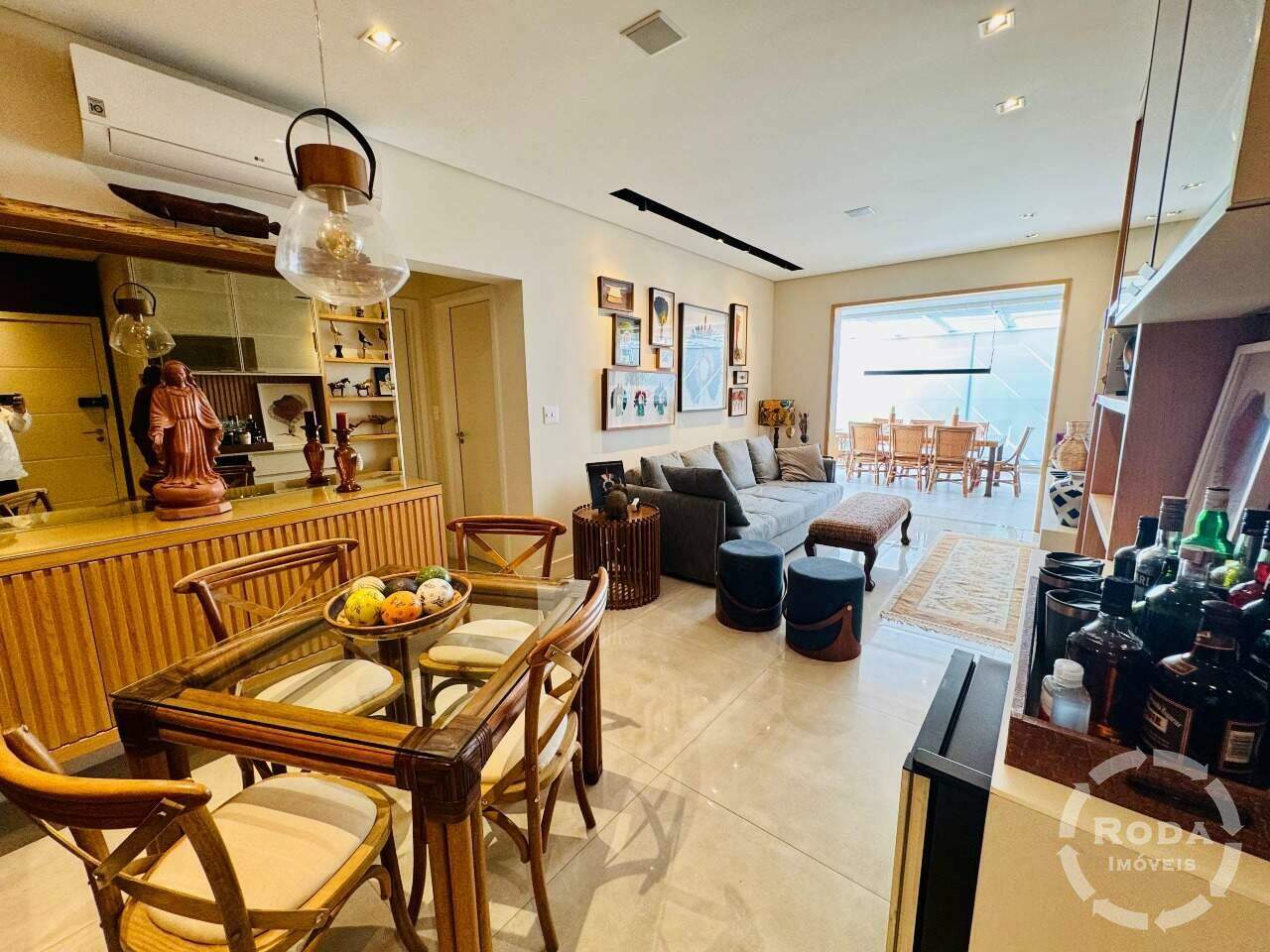 Apartamento Garden à venda no Embaré: 