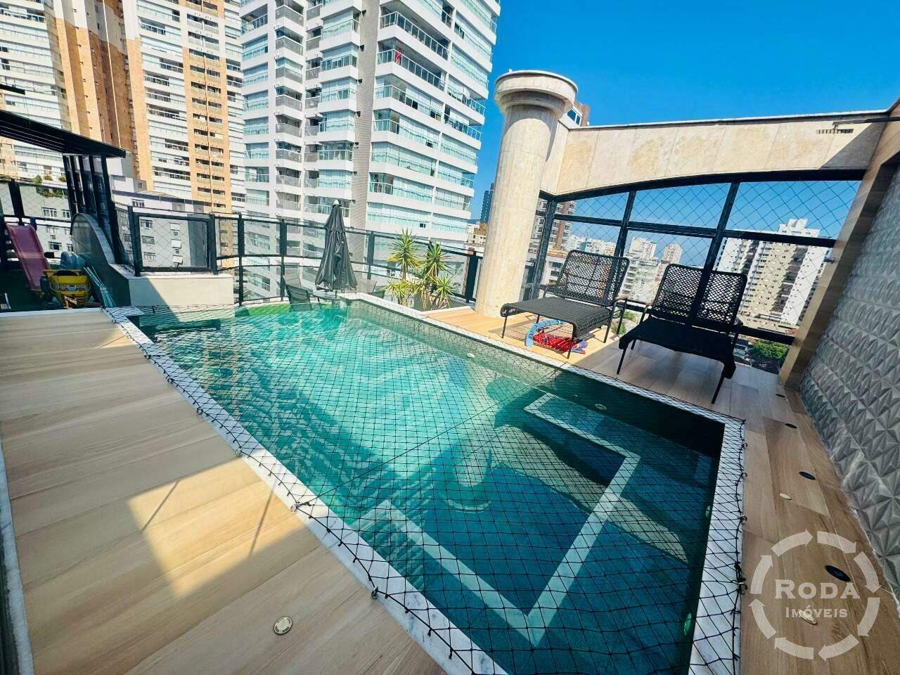 Cobertura Duplex à venda no Gonzaga: 