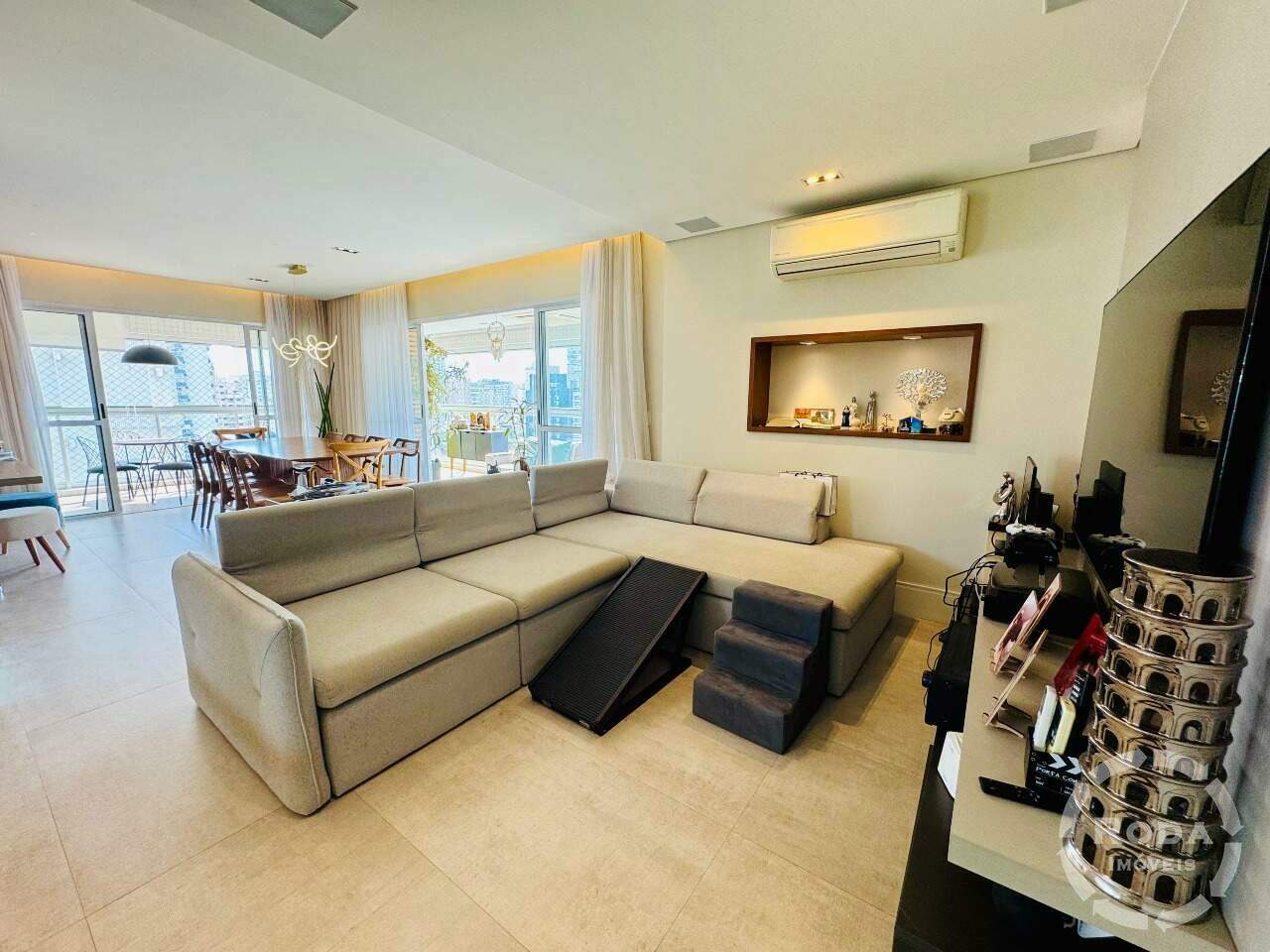 Apartamento à venda no Embaré: 