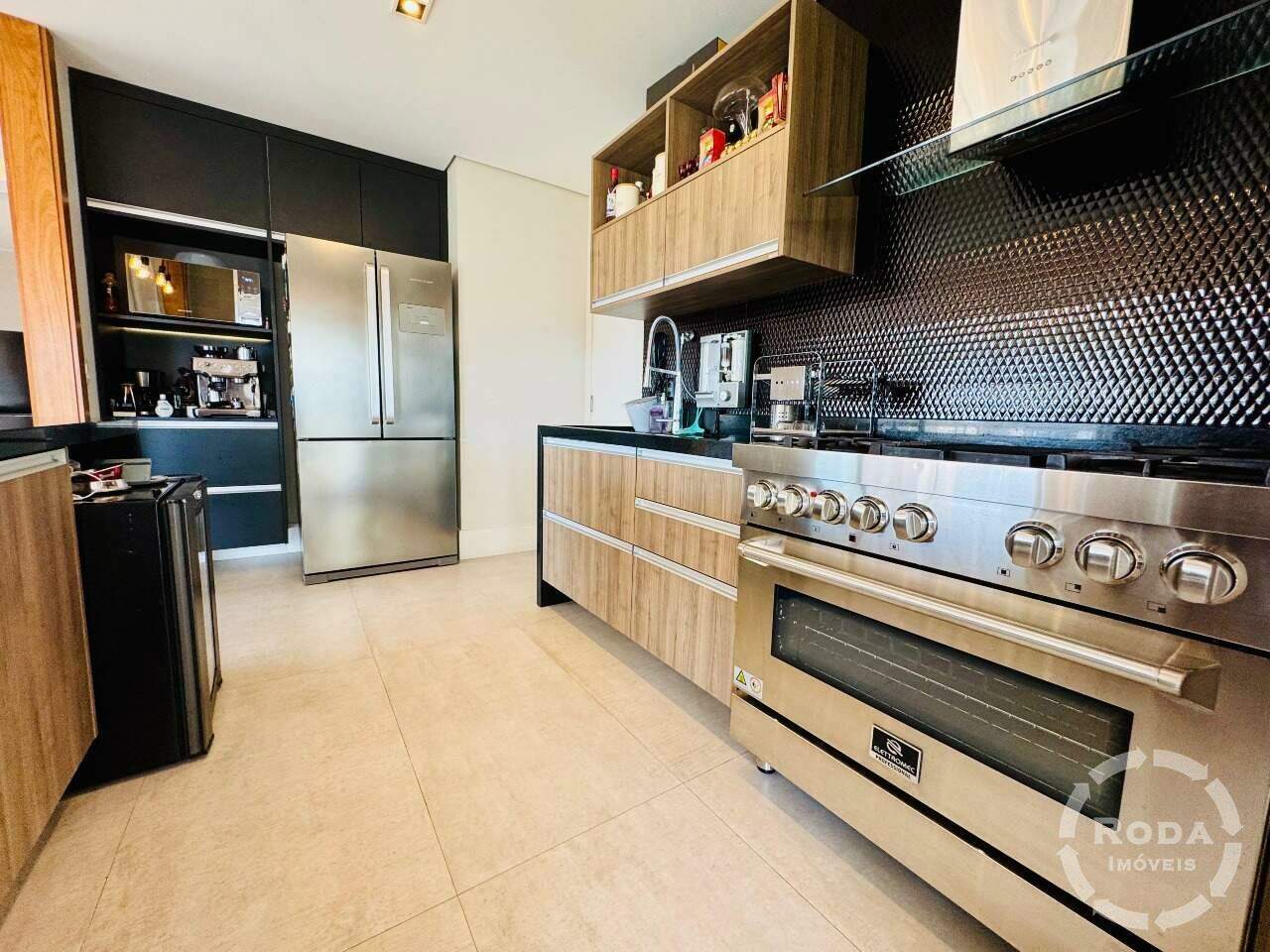 Apartamento à venda no Embaré: 