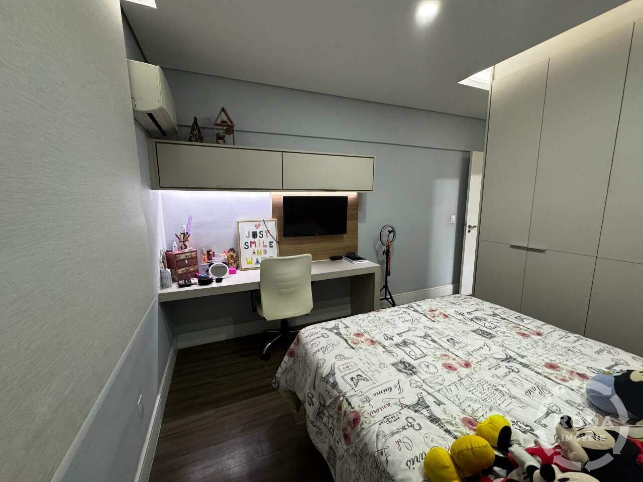 Apartamento à venda no Ponta da Praia: 