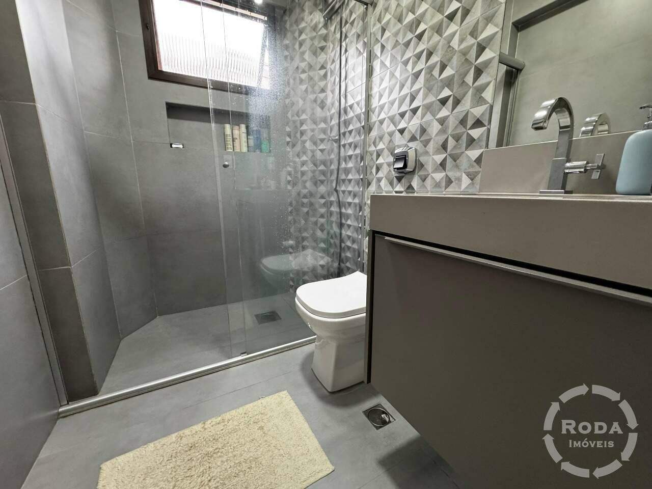 Apartamento à venda no Ponta da Praia: 