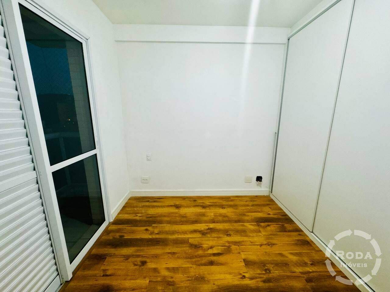 Apartamento à venda no Ponta da Praia: 