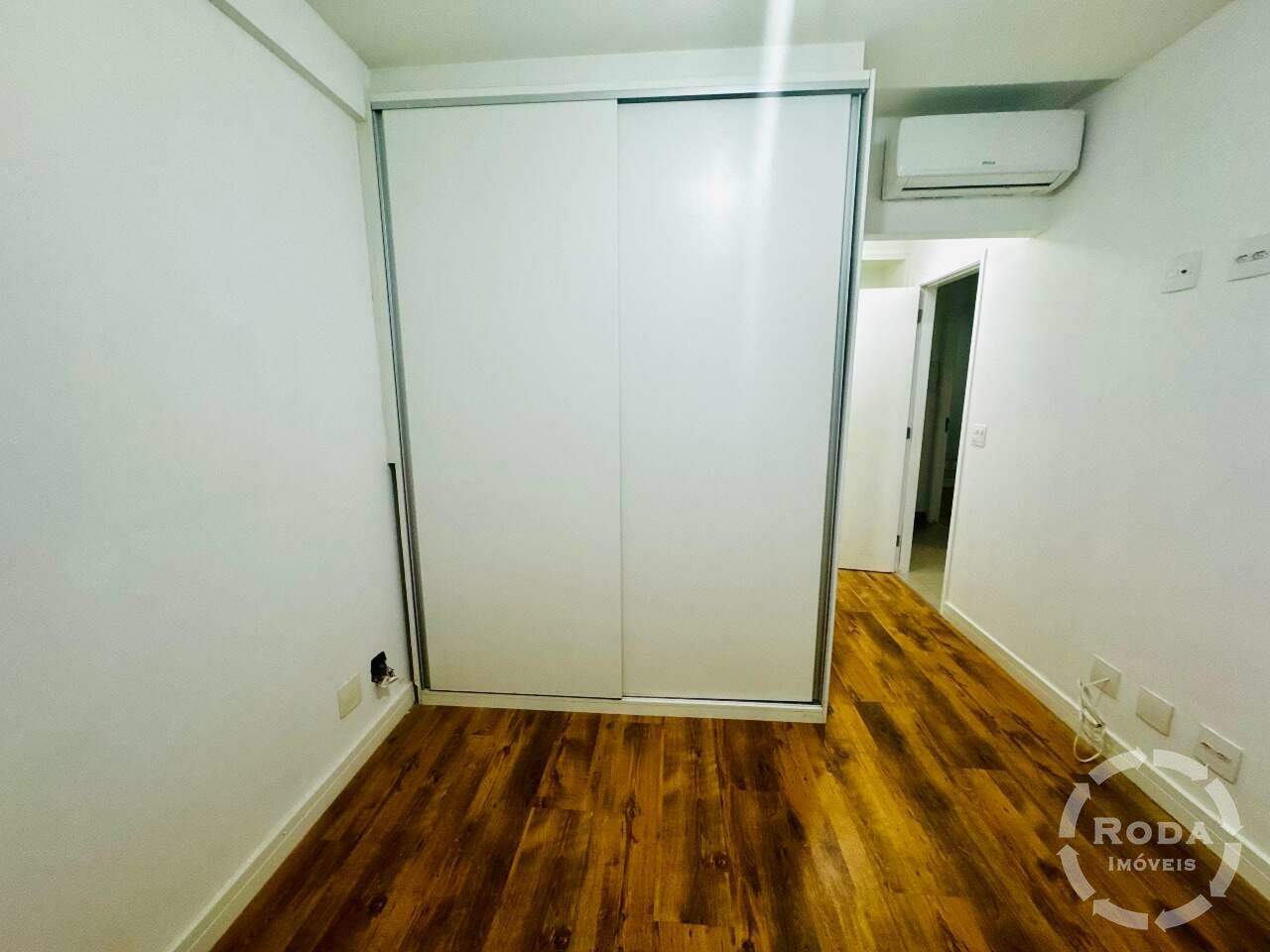 Apartamento à venda no Ponta da Praia: 