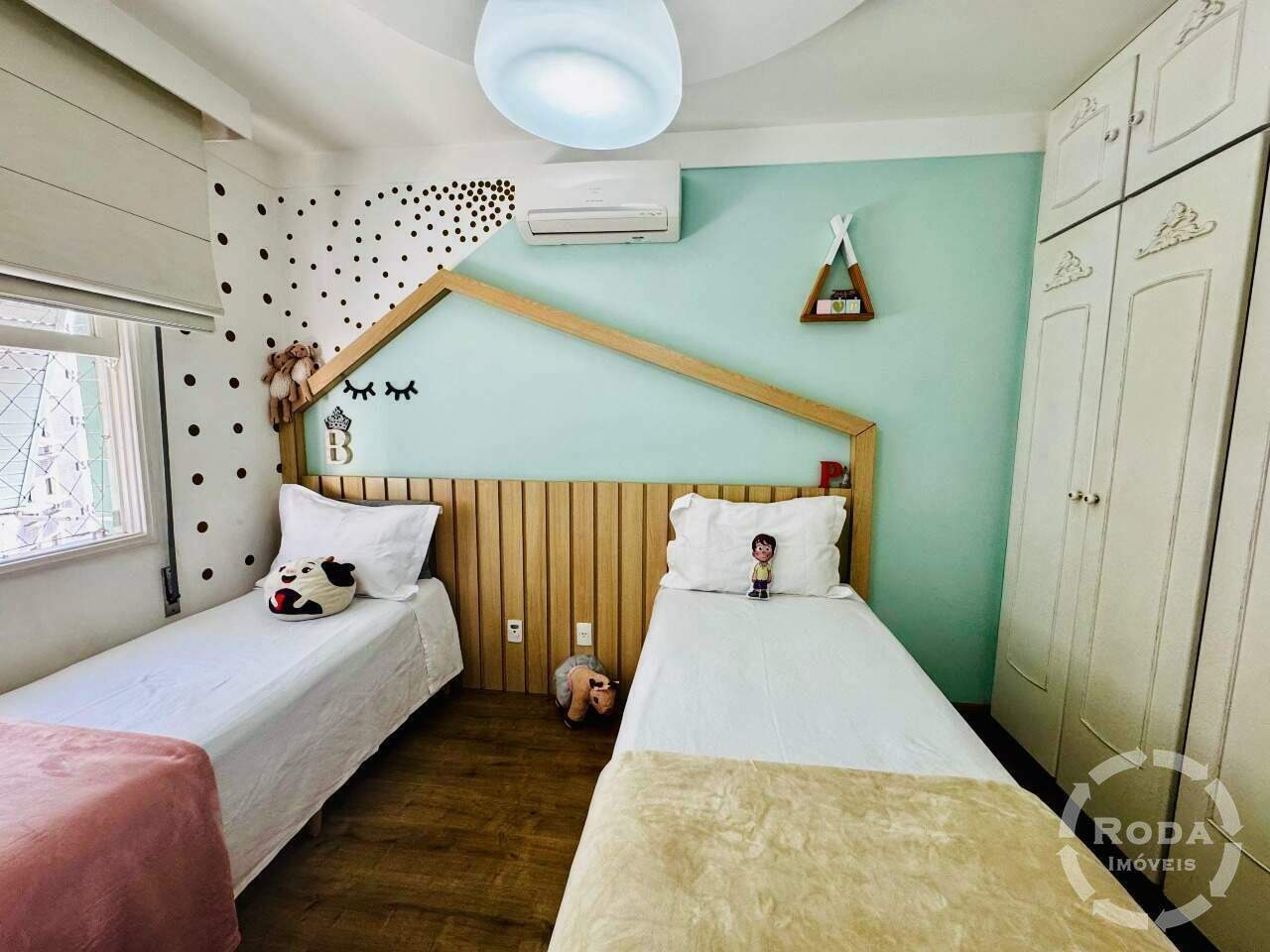 Apartamento à venda no Ponta da Praia: 