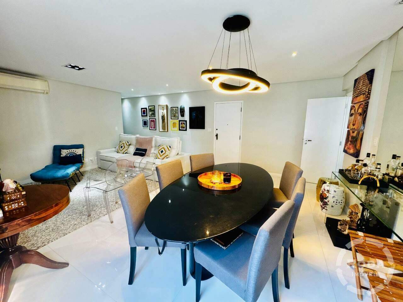Apartamento à venda no Ponta da Praia: