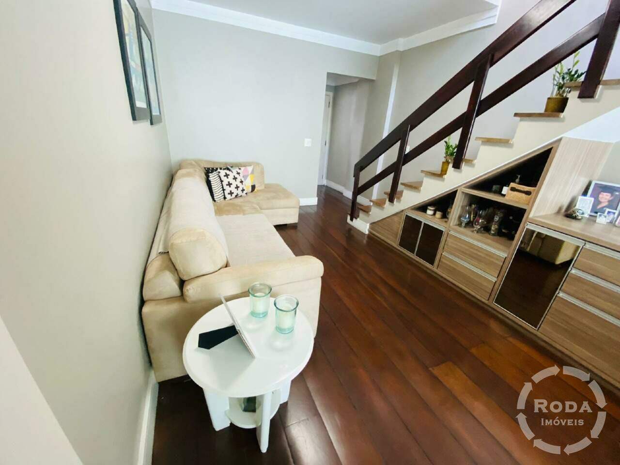 Cobertura à venda no Ponta da Praia: 