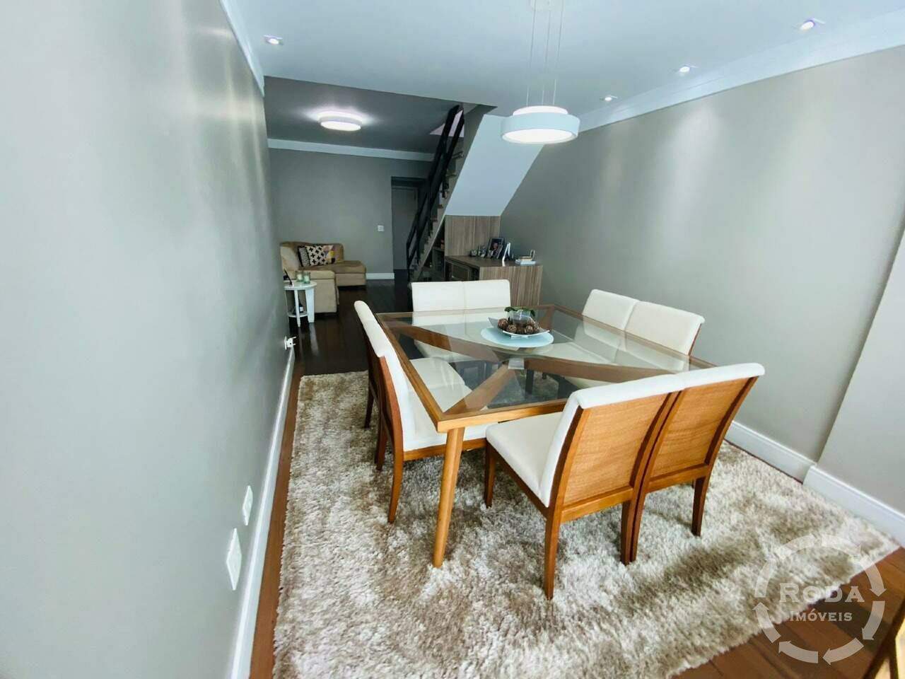 Cobertura à venda no Ponta da Praia: 