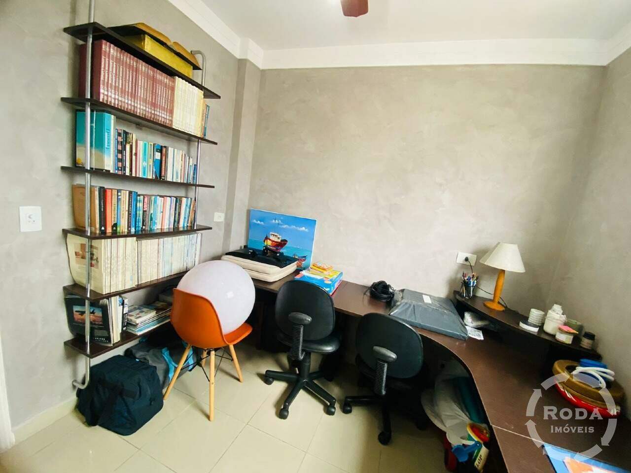 Cobertura à venda no Ponta da Praia: 