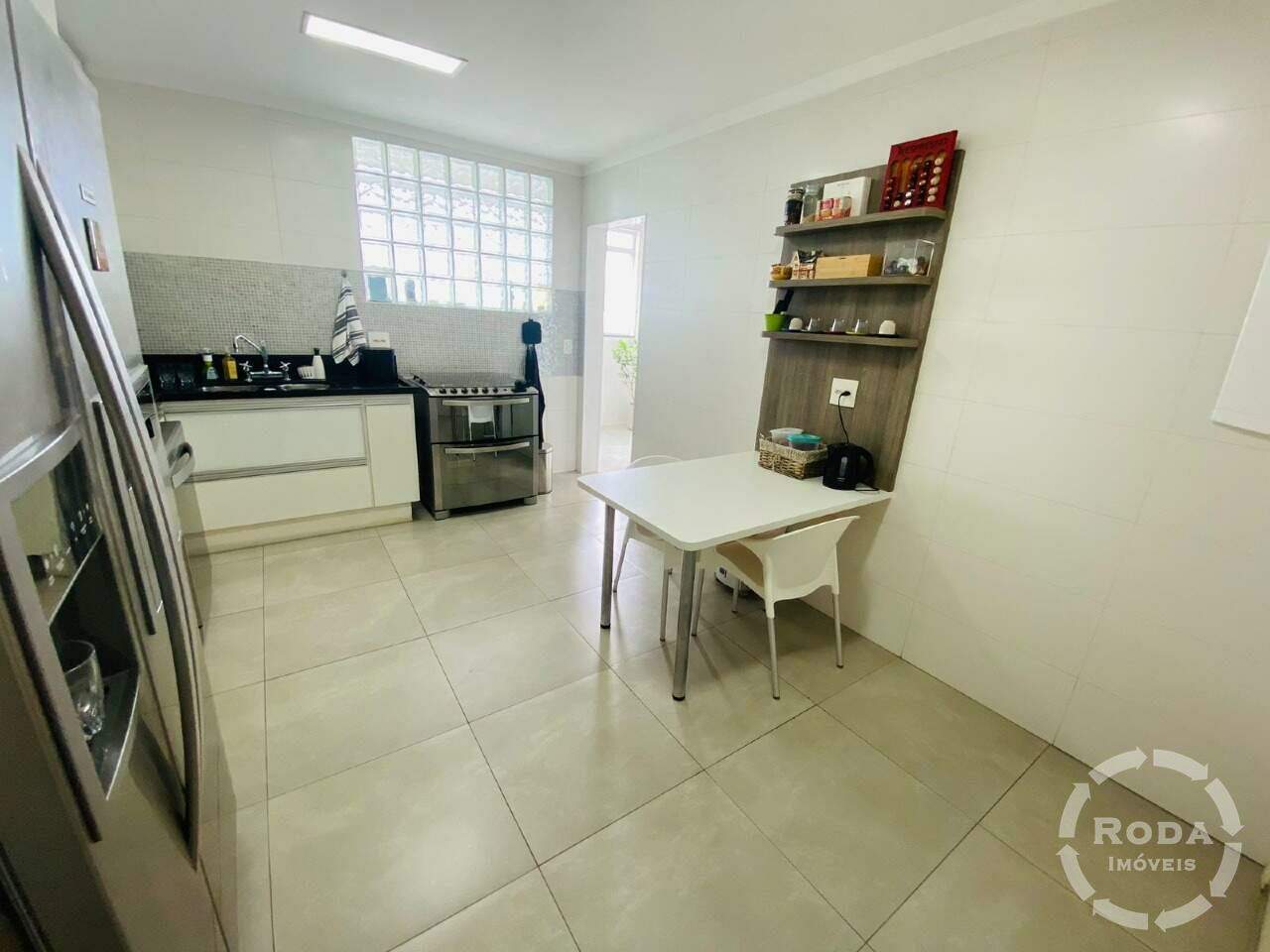 Cobertura à venda no Ponta da Praia: 