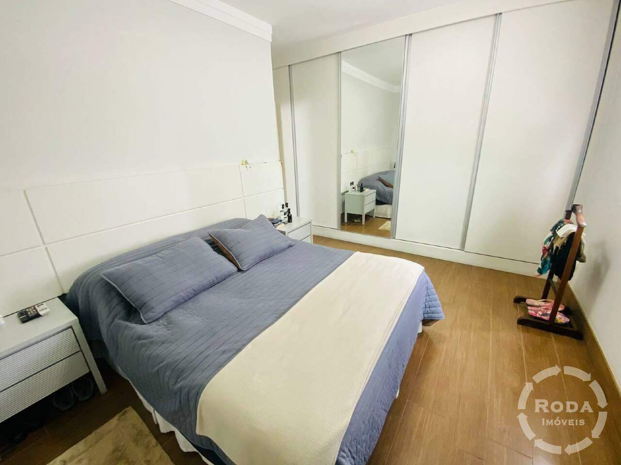 Cobertura à venda no Ponta da Praia: 