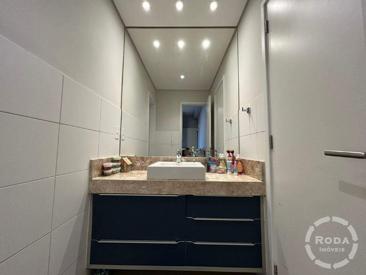 Apartamento à venda no Embaré: 