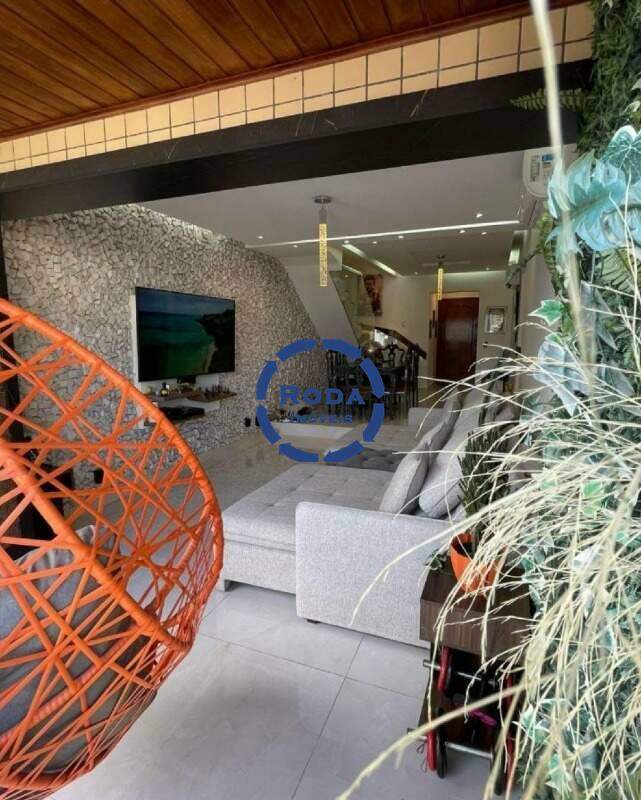 Cobertura Duplex à venda no Aparecida: 