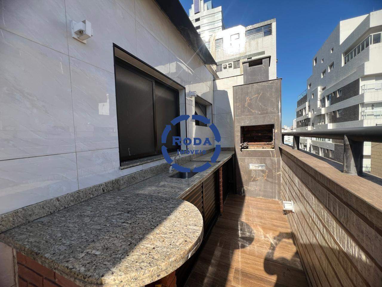 Cobertura Duplex à venda no Aparecida: 