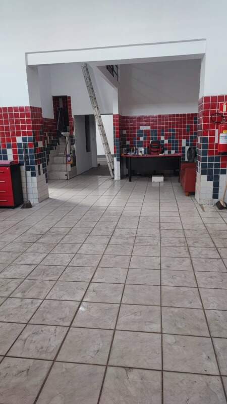Galpão para aluguel no Centro: 