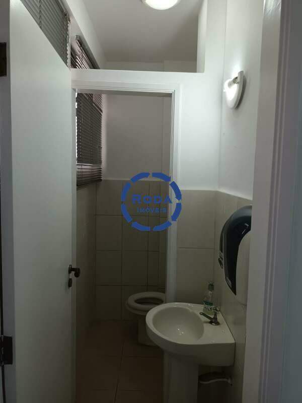 Sala para aluguel no Centro: 