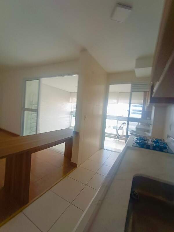 Apartamento à venda no Ponta da Praia: 
