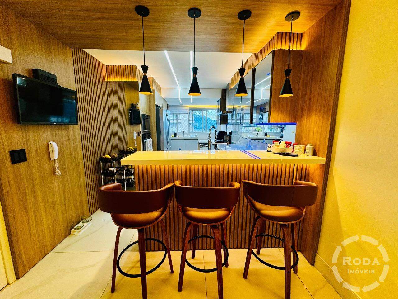Apartamento à venda no Ponta da Praia: 