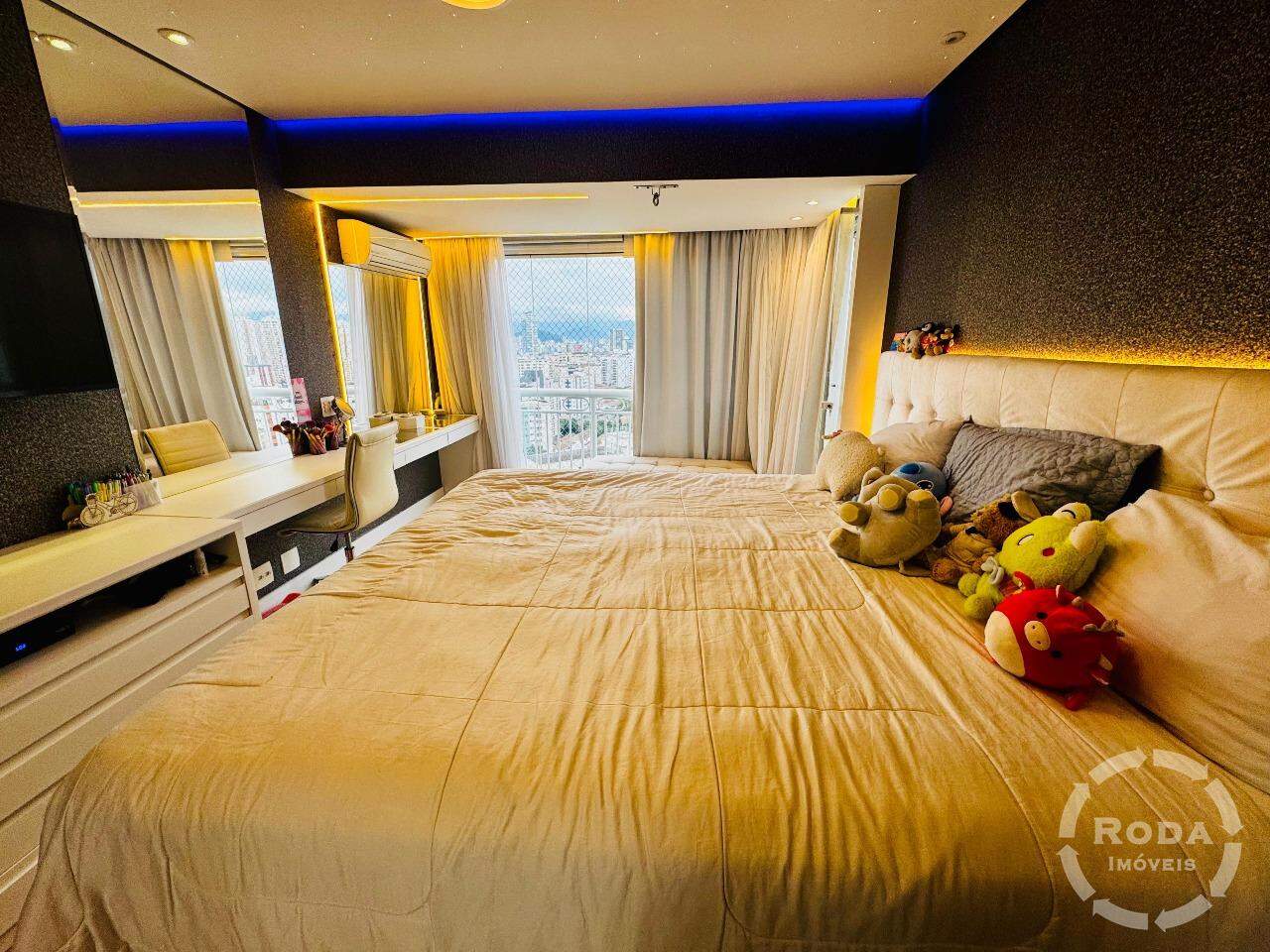 Apartamento à venda no Ponta da Praia: 