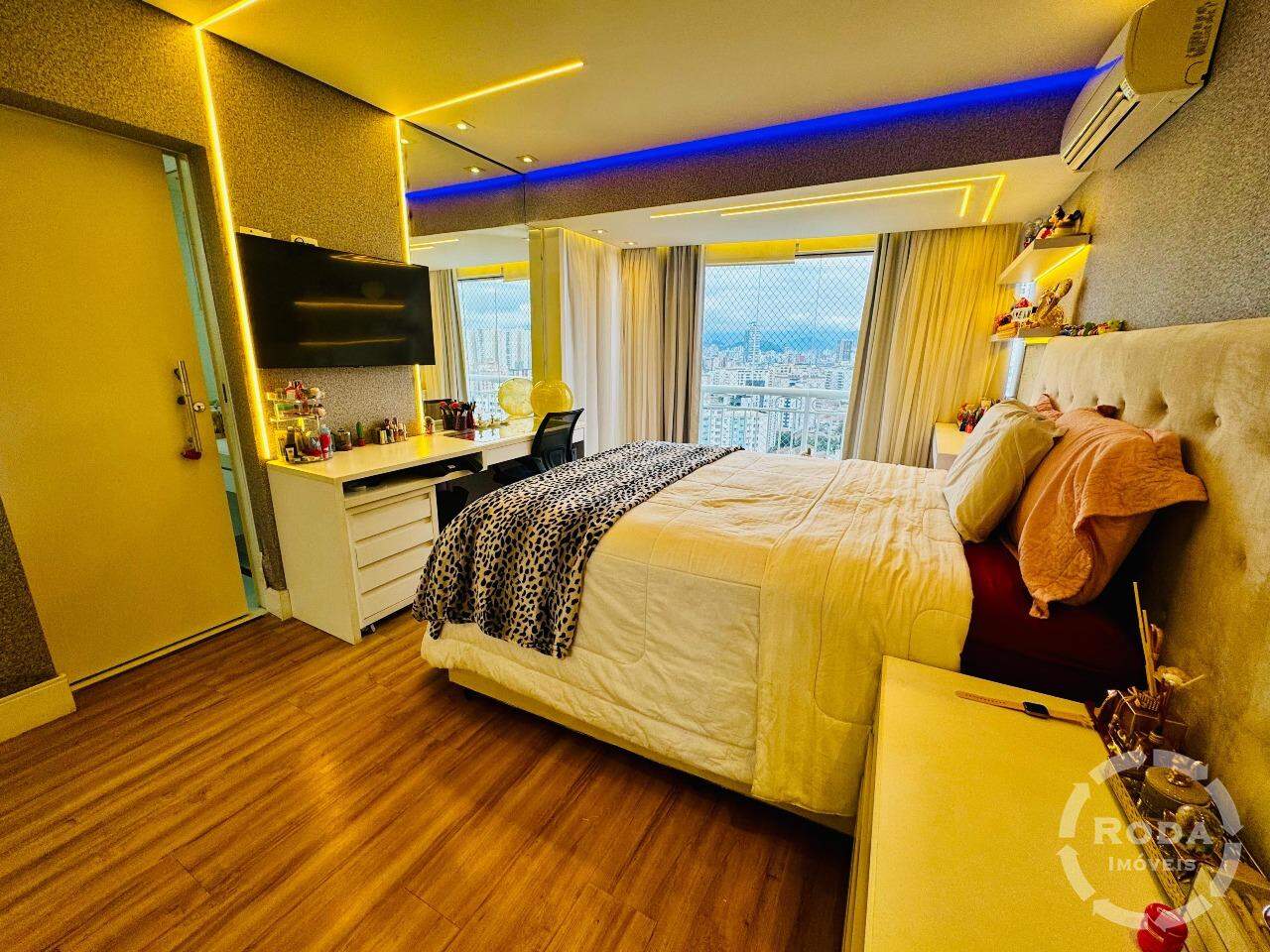 Apartamento à venda no Ponta da Praia: 