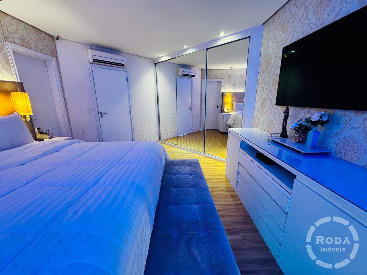 Apartamento à venda no Ponta da Praia: 