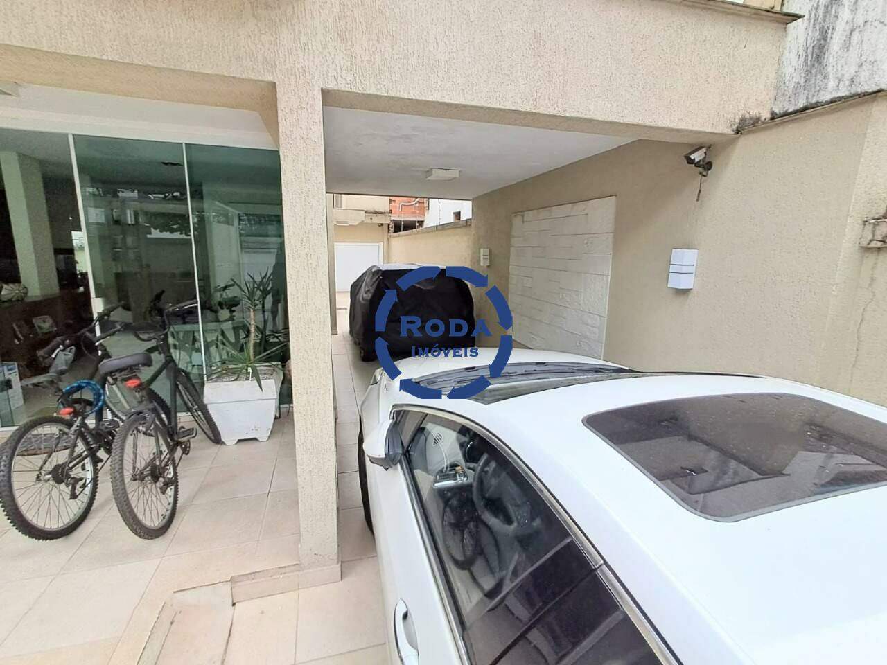 Sobrado Isolado à venda no Gonzaga: 