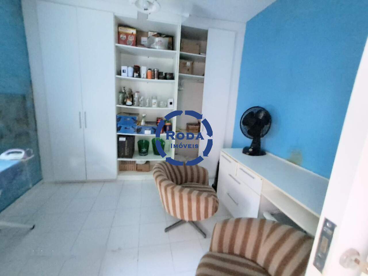 Sobrado Isolado à venda no Gonzaga: 