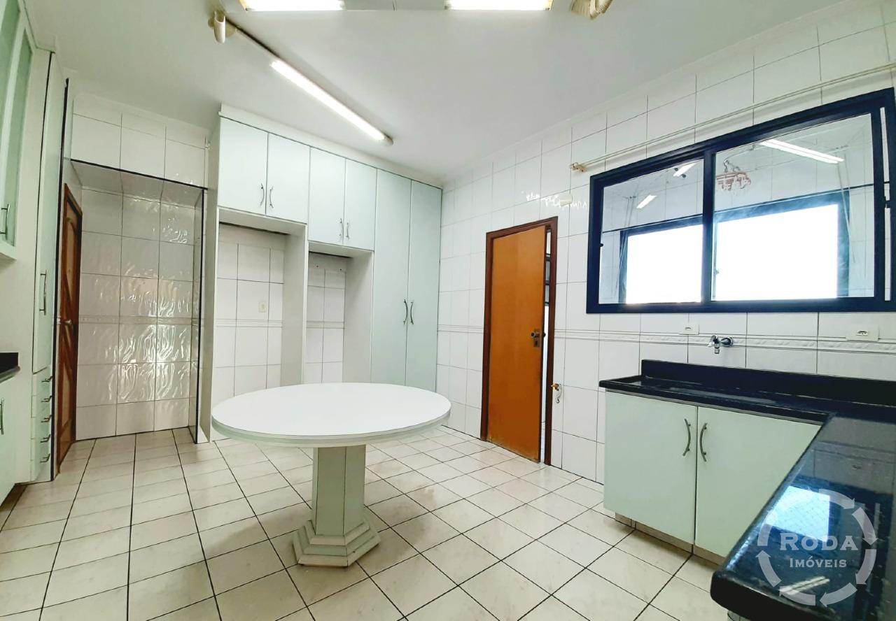 Apartamento à venda no Embaré: 