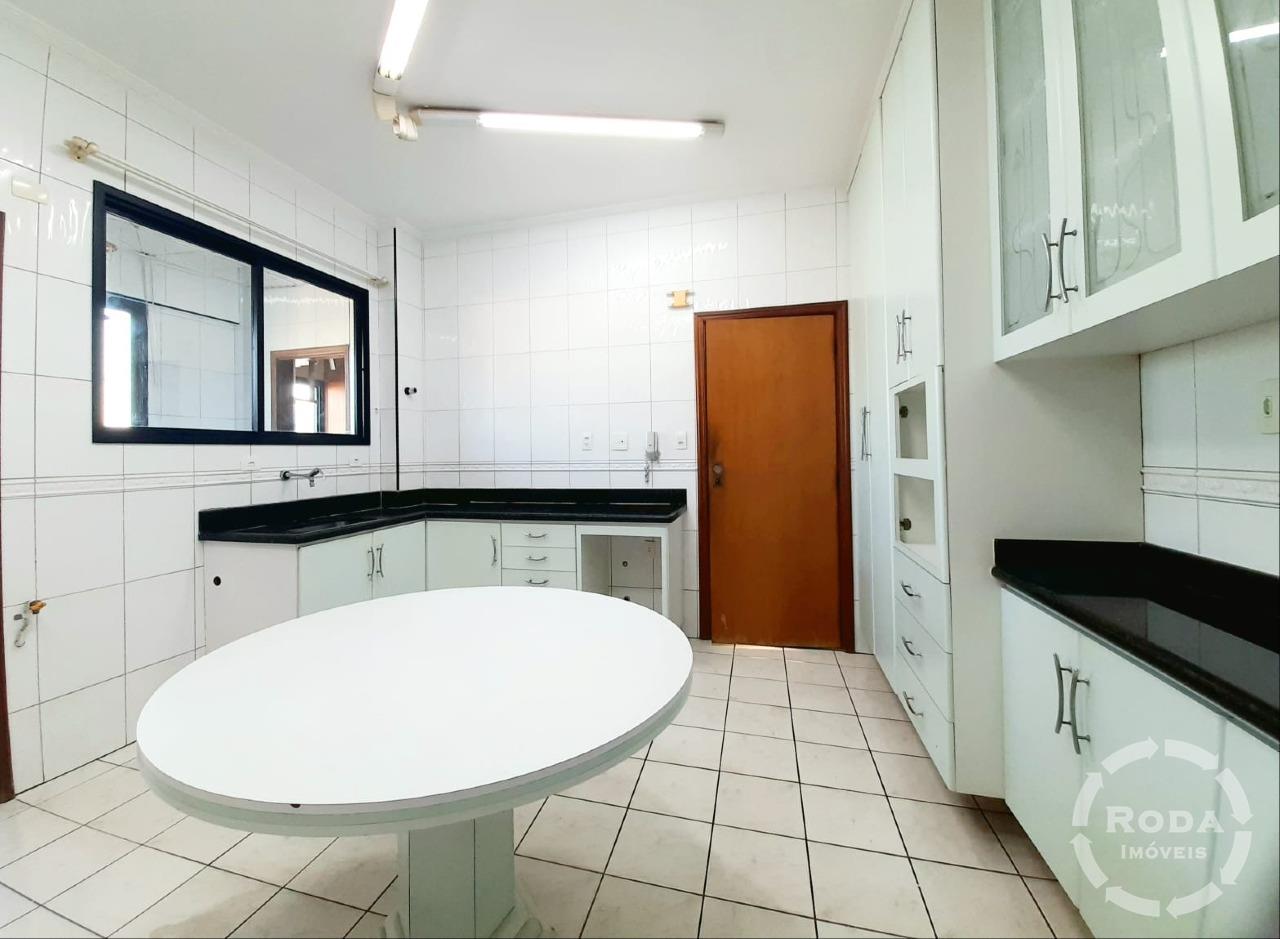 Apartamento à venda no Embaré: 